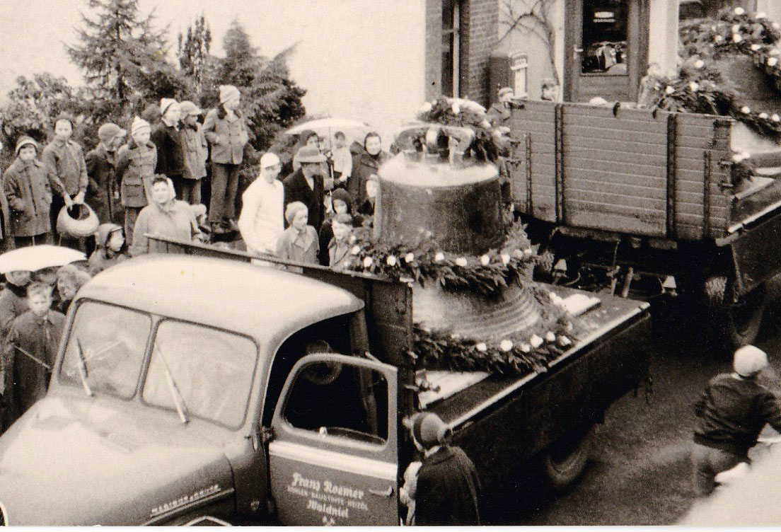 Glockenankunft St. Michael 1960