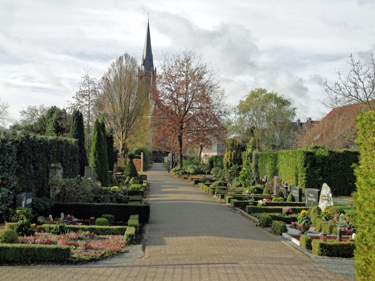 Friedhof St. Michael Waldniel