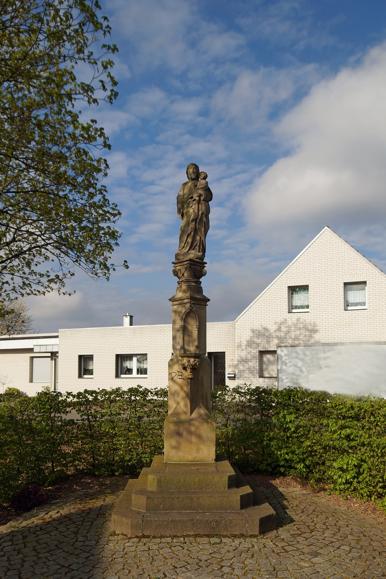 Josefsäule Born