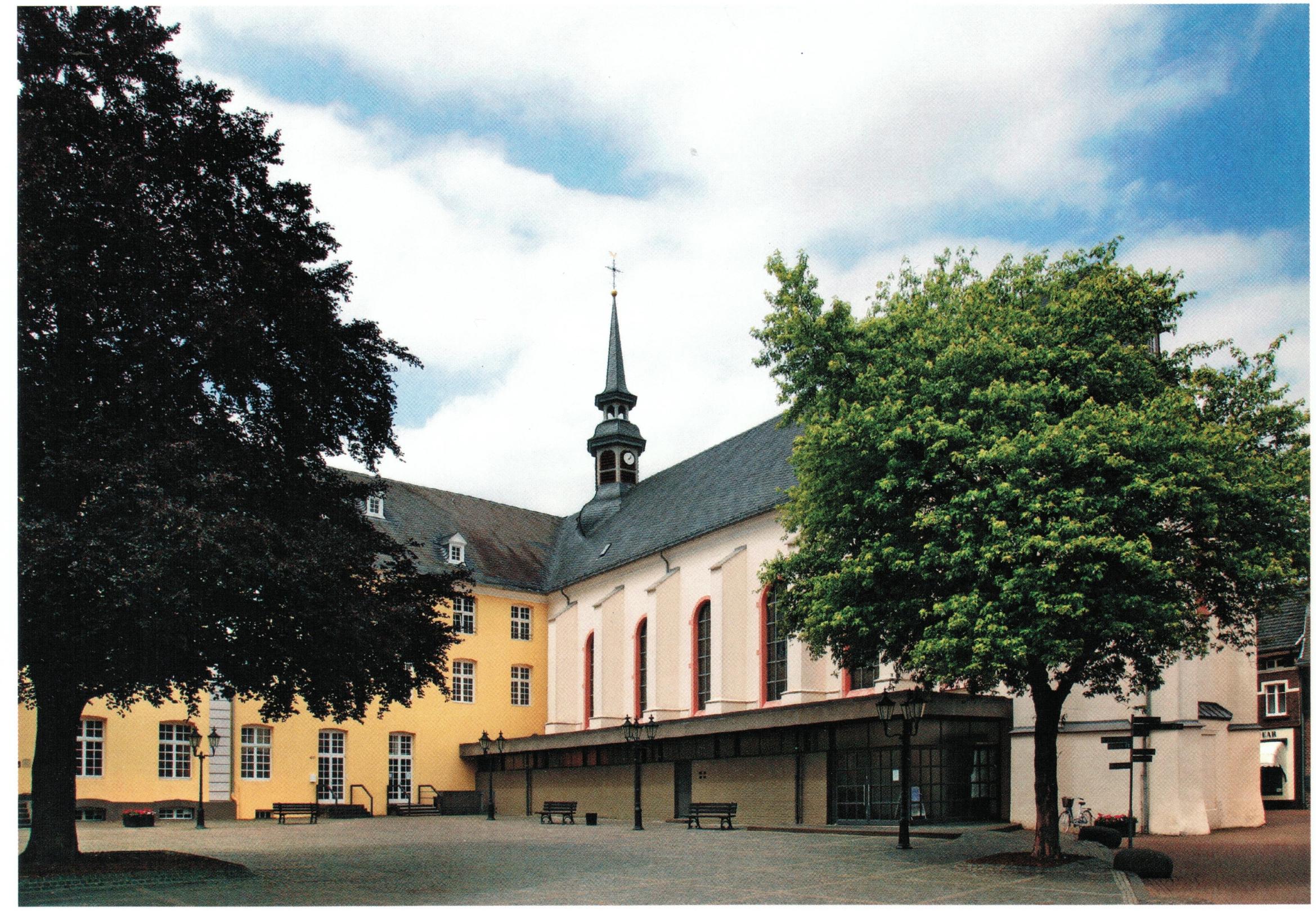 Kirche St. Nikolaus Brüggen Ansicht Kreuzherrenplatz