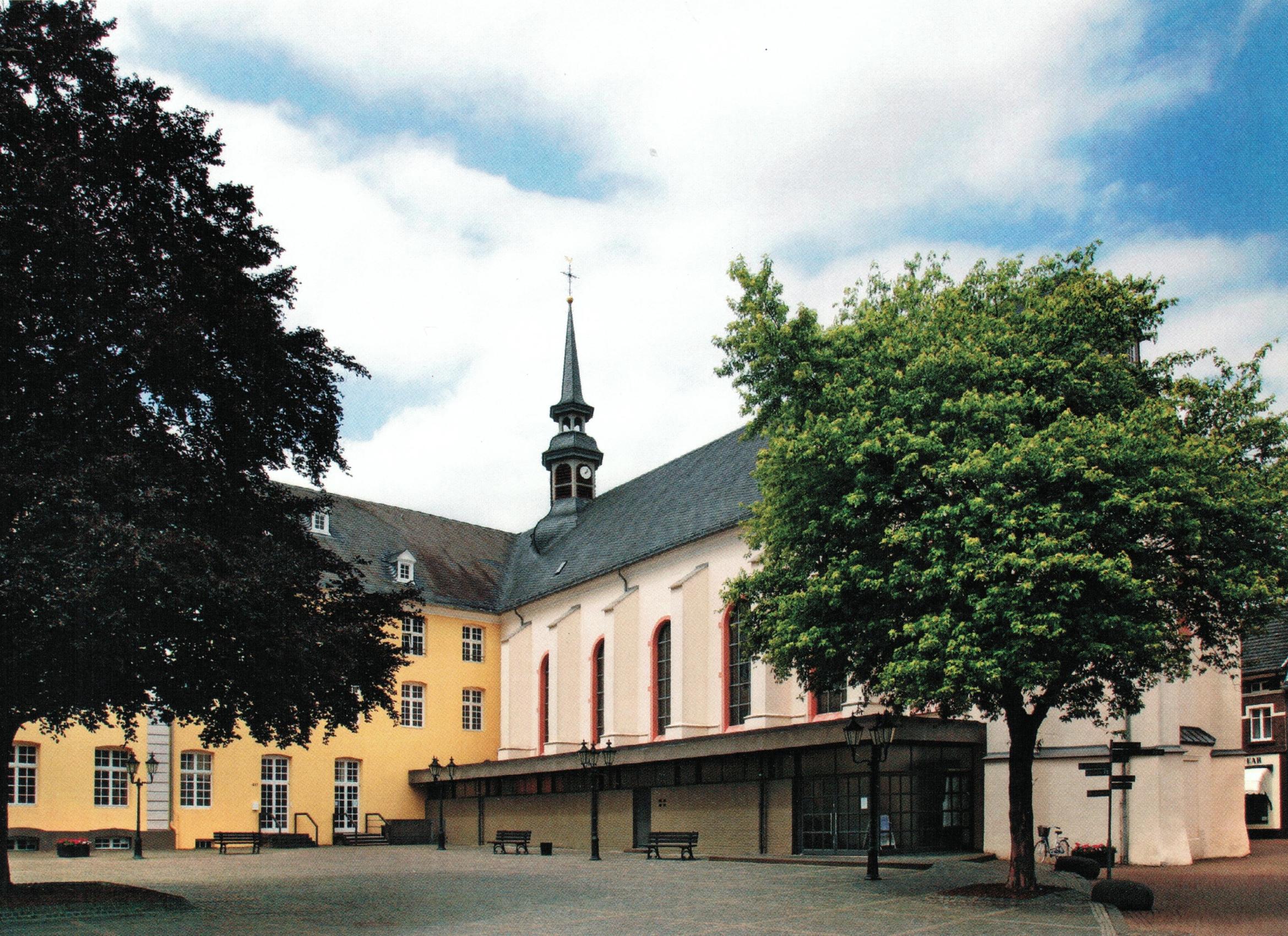 Kirche St. Nikolaus Brüggen Ansicht Kreuzherrenplatz