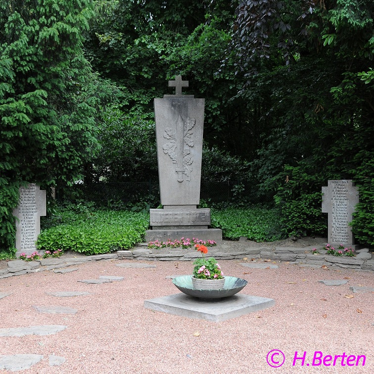 Kriegerdenkmal Amern St. Georg 16x16