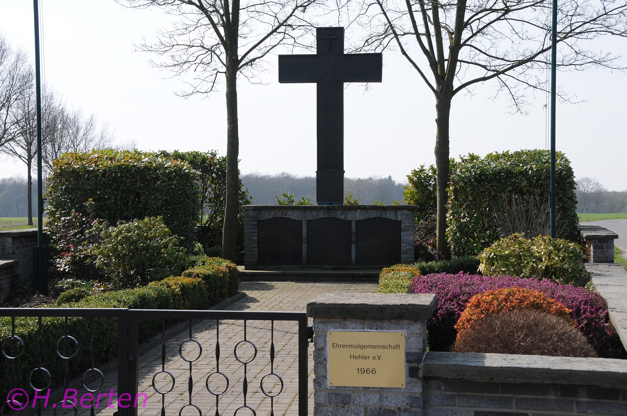 Kriegerdenkmal Hehler