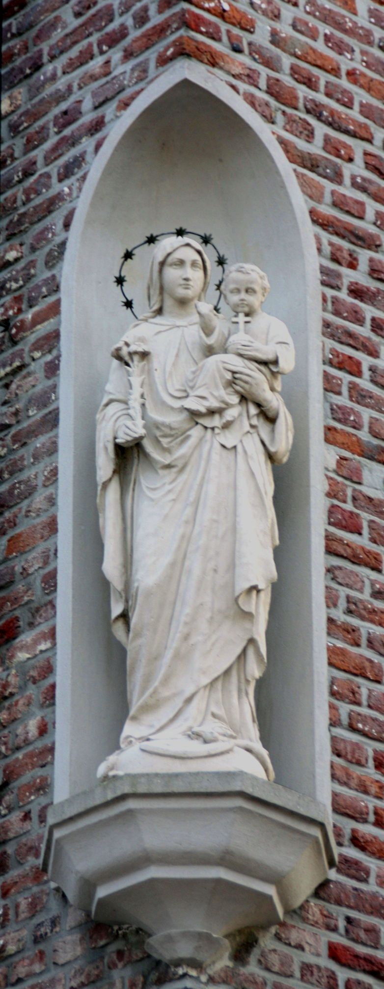 Muttergottesstatue