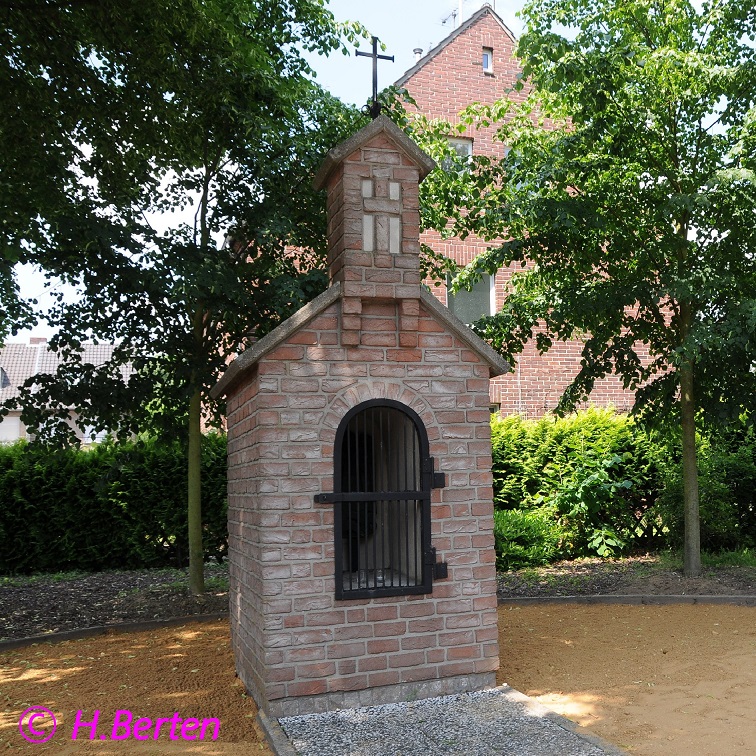 Sechs Linden Waldniel 16x16