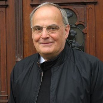 Alexander  Schweikert