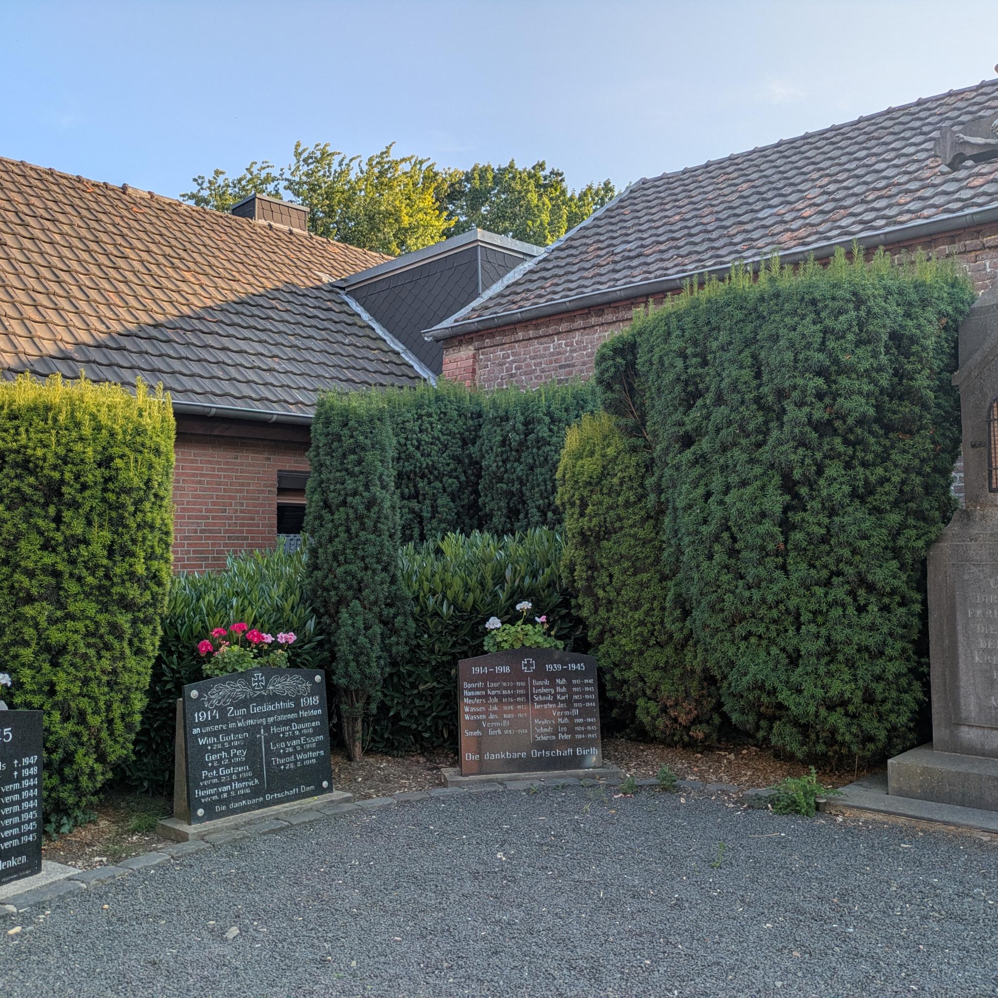 Ehrenmal Dam