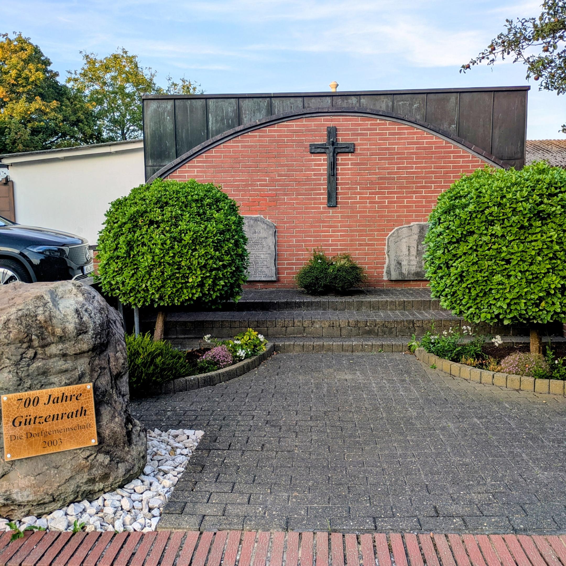Ehrenmal_Gützenrat